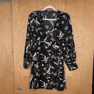 Disturbia Black and White Lana mini dress Botanical Long Sleeve Dress